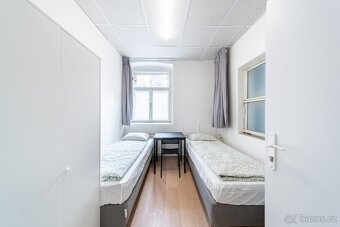 Pronájem — stylový 2kk pro pár v Žižkově. - 3