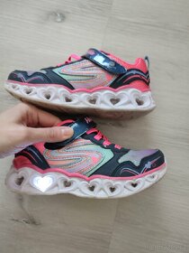 Dívčí svítící boty Skechers Heart lights, vel. 30 - 3