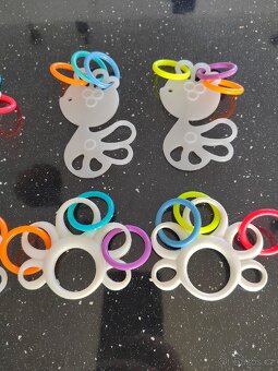 Retro chrastitka - 3