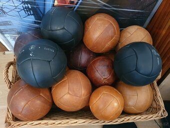 Retro kožený medicimbal - 3