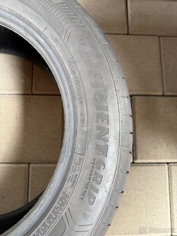 Pneu 215/60r17 - letní GoodYear -nové - 3