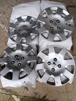 Poklice Peugeot 15 ". - 3