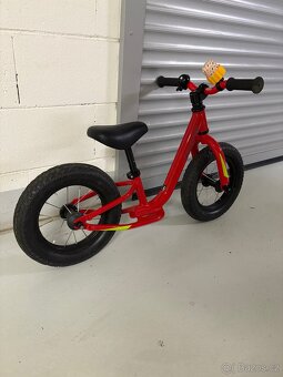 Kolo SPECIALIZED HOTWALK velikost 12 - 3