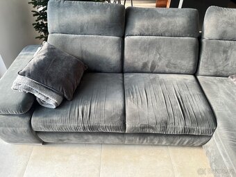 Šedá rozkládací sedačka - 3