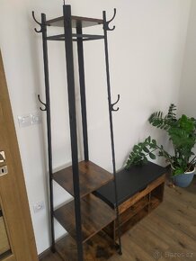 Nový věšák s lavicí - 3