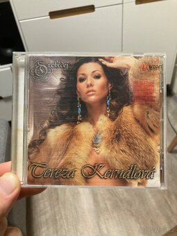 Hudební CD - první polovina seznamu - 3