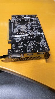 Grafická karta Gigabyte - 3