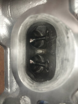 Hlava B5244T Volvo 2.4t - 3