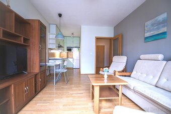 Světlé 2kk s garážovým stáním - 3