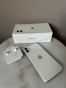 Apple iPhone 11 64 GB - White + nová sluchátka - 3