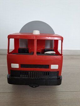 Chemoplast retro popelářské auto - 3