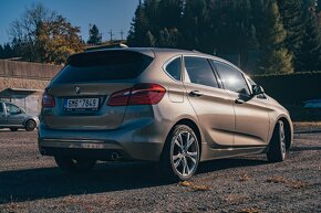 BMW 220d Active Tourer X drive - 3