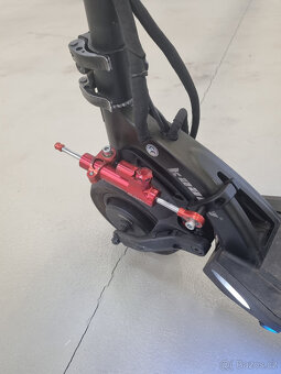 Prodám elektrokoloběžku Kaabo Mantis 10 pr - 3