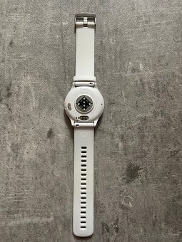 Garmin Venu 3 – bílé provedení - 3