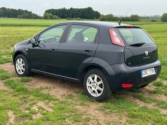 Fiat Punto Evo 1.4 57 kW | 2012 | Klima | Rádio | 5dveř - 3