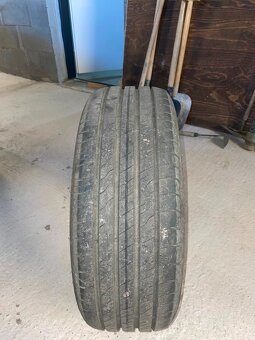 Pnueu GoodYear 205/55 R16 91V - 3