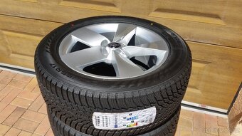 NOVÁ zimní sada ŠKODA Karoq 4x4 R17 pneu 225/55/17 NOKIAN - 3
