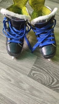 Bauer Vapor X4 vel 33 - 3
