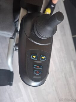 Elektrický invalidní vozík skládací Eroute 6001A - 3