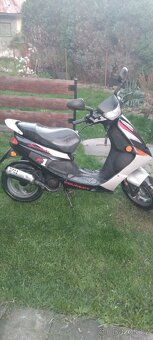 Skůtr Peugeot Speedake 80ccm 2T - 3