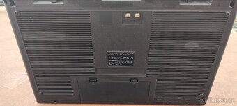 plně funkční JVC RC-838W II boombox - 3