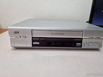 Videorekordér JVC HR-V205 VHS - 3