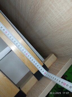 Dětská postel 180 x 90 s roštem a matrací - 3