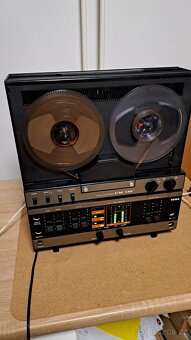 Magnetofon Tesla CM 130 - 3