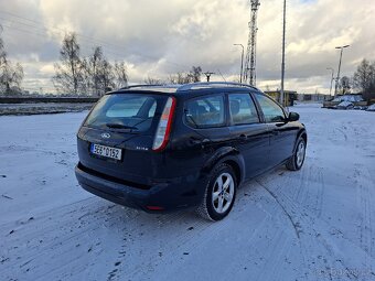 Ford Focus 1.6i r.v. 2010 - 3