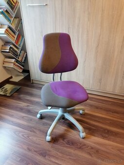 Rostoucí dětská židle - 3