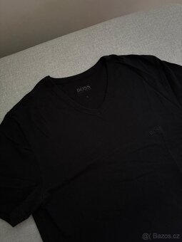 Pánské černé tričko HUGO BOSS - 3