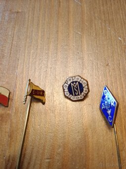 Staré smaltované odznaky - 3