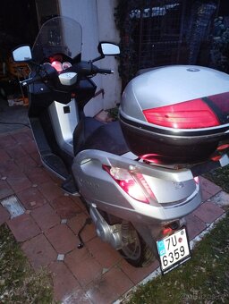 Prodám skútr SATELIS 125 - 3