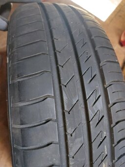Pneu Laufenn 195/65 r15 - 3