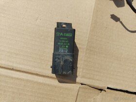 Jednotky, spínačka... Peugeot 308 - 3