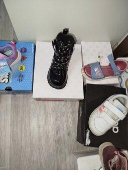 Botičky po dceři 20-26 - 3