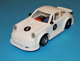 3D podvozek pro auto na autodráhu Ites Porsche turbo 911 - 3