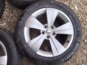 Originál ALU R17 Superb,Passat 6,5x17 E41 Triton+letní pneu - 3