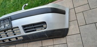Prodám na VW Golf 4 přední nárazník - 3