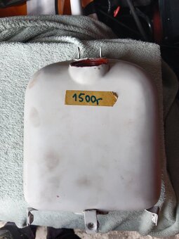 Nádrž Jawa 550/555 - 3