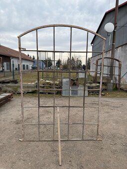 Tovární okno 59 - 3