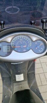 Yamaha Majesty 125 - 3
