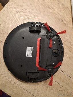 Poškozený Vileda Robotický vysavač VR ONE - 3