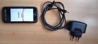 Nokia C6 - 3