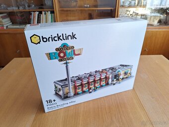LEGO BRICKLINK - 910013 - RETRO BOWLING ALLEY - 3