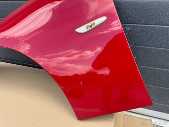 Přední blatník BMW E90, levý, kód barvy A61 - 3