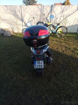 Piaggio Beverly 300 - 3