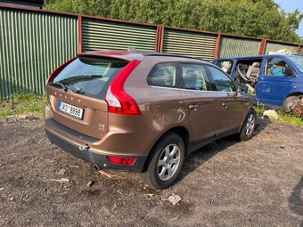 Volvo XC60 rok 2011 - 3