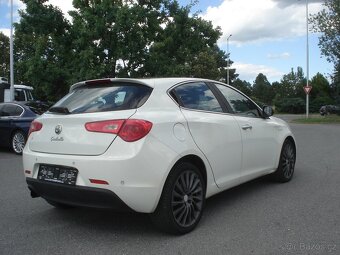 Alfa Romeo Giulietta 1.6 JTD - 3