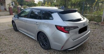 Toyota Corolla 1.8 Hybrid TS kombi 72kw - 3